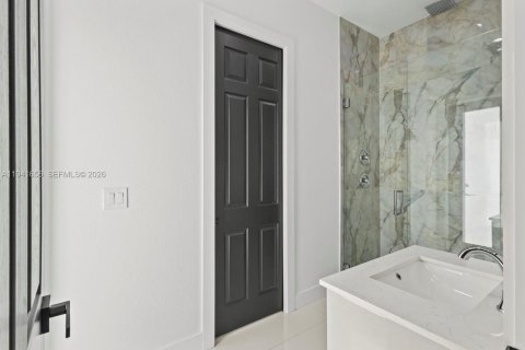 Купить виллу или дом в Лихай-Эйкерс, Флорида 4 спальни, № 1998919 - фото 26