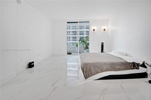 Купить кондоминиум в Майами, Флорида 2 спальни, 134.89м2, № 1932562 - фото 11