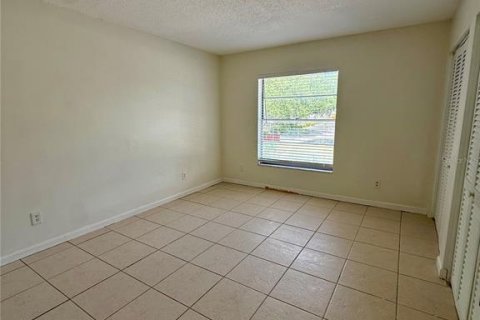 Condo in Tampa, Florida, 1 bedroom № 2222467 - photo 6