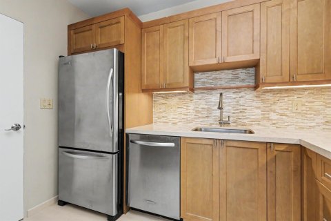 Condo in Fort Lauderdale, Florida, 1 bedroom  № 2300107 - photo 19