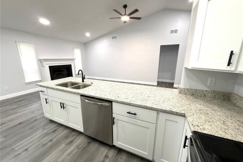 House in Ocoee, Florida 3 bedrooms, 159.23 sq.m. № 1915751 - photo 7