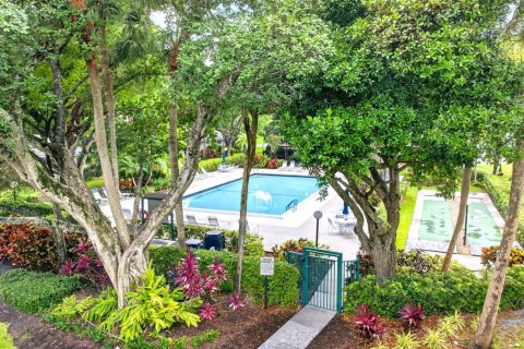 Copropriété à vendre à Pompano Beach, Floride: 3 chambres, 150.5 m2 № 2189082 - photo 10