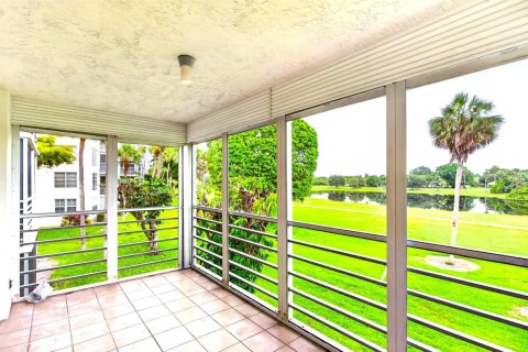 Copropriété à vendre à Pompano Beach, Floride: 3 chambres, 150.5 m2 № 2189082 - photo 5