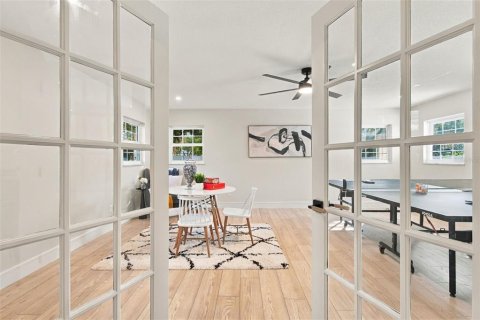 Villa ou maison à vendre à Saint Petersburg, Floride: 4 chambres, 276.76 m2 № 2437234 - photo 26