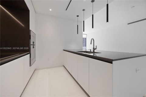 Copropriété à vendre à Miami, Floride: 2 chambres, 136.94 m2 № 2145733 - photo 15