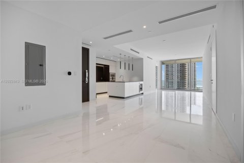 Copropriété à vendre à Miami, Floride: 2 chambres, 136.94 m2 № 2145733 - photo 10