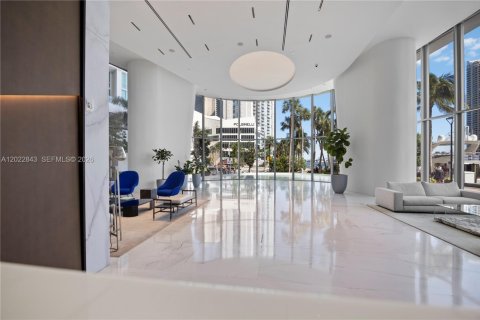 Copropriété à vendre à Miami, Floride: 2 chambres, 136.94 m2 № 2145733 - photo 8