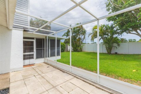 Villa ou maison à vendre à Saint Petersburg, Floride: 3 chambres, 191.38 m2 № 1815922 - photo 15