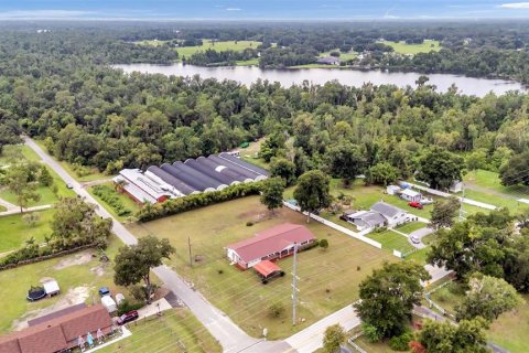 House in Lakeland, Florida 3 bedrooms, 197.14 sq.m. № 2267099 - photo 3