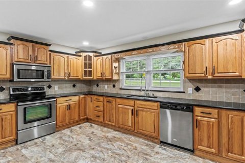 House in Lakeland, Florida 3 bedrooms, 197.14 sq.m. № 2267099 - photo 17