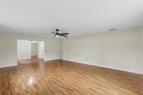 House in Lakeland, Florida 3 bedrooms, 197.14 sq.m. № 2267099 - photo 6
