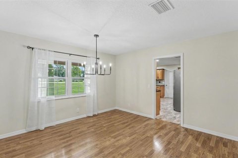House in Lakeland, Florida 3 bedrooms, 197.14 sq.m. № 2267099 - photo 10