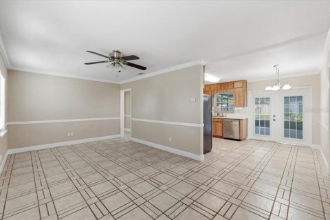 Casa en venta en Winter Haven, Florida, 3 dormitorios, 108.88 m2 № 2273085 - foto 13