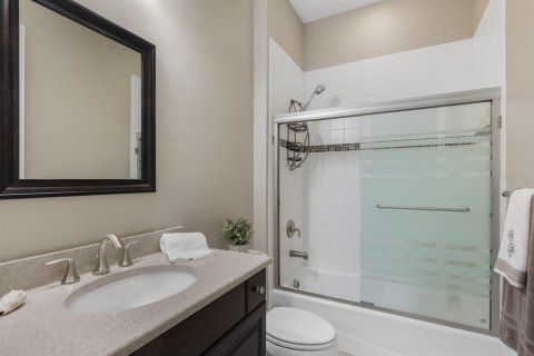 Villa ou maison à vendre à Bradenton, Floride: 4 chambres, 253.72 m2 № 1650717 - photo 22
