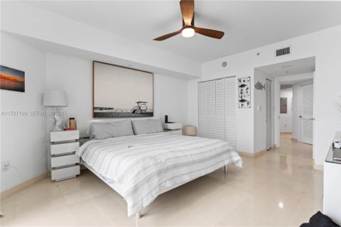 Condominio en venta en Sunny Isles Beach, Florida, 2 dormitorios, 117.61 m2 № 2274078 - foto 23