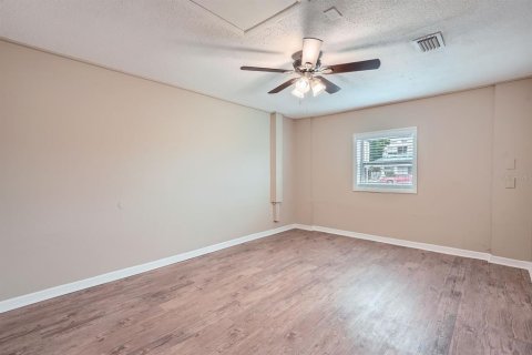 House in Holiday, Florida 2 bedrooms, 107.77 sq.m. № 1775398 - photo 17