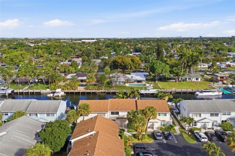 Casa en venta en Pompano Beach, Florida, 2 dormitorios, 93.65 m2 № 2008752 - foto 29