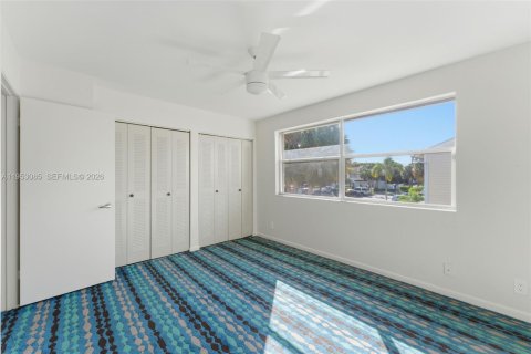 Casa en venta en Pompano Beach, Florida, 2 dormitorios, 93.65 m2 № 2008752 - foto 13