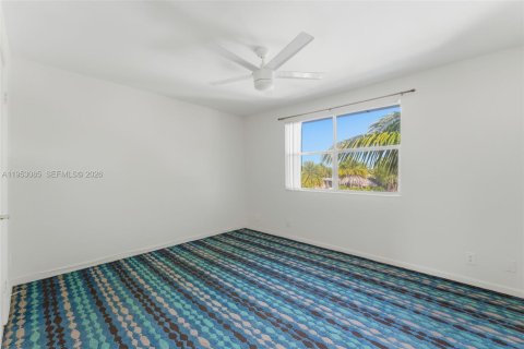 Casa en venta en Pompano Beach, Florida, 2 dormitorios, 93.65 m2 № 2008752 - foto 15