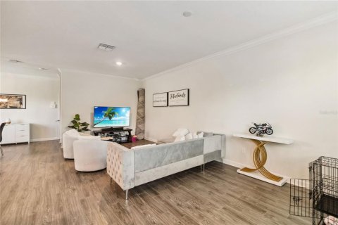 Touwnhouse à vendre à Orlando, Floride: 3 chambres, 183.02 m2 № 1733664 - photo 10