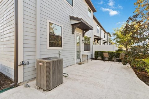Touwnhouse à vendre à Orlando, Floride: 3 chambres, 183.02 m2 № 1733664 - photo 23