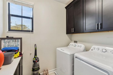 Touwnhouse à vendre à Orlando, Floride: 3 chambres, 183.02 m2 № 1733664 - photo 21
