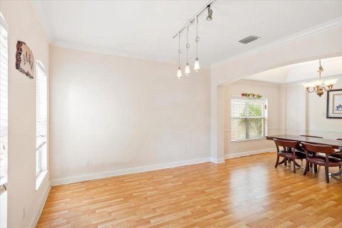 House in Orlando, Florida 4 bedrooms, 254.55 sq.m. № 1642749 - photo 4