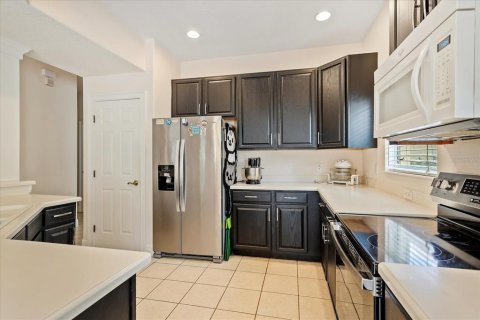 House in Orlando, Florida 4 bedrooms, 254.55 sq.m. № 1642749 - photo 10