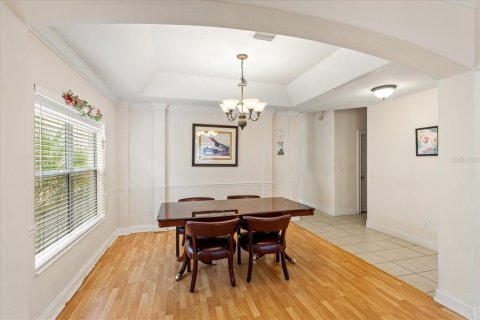 House in Orlando, Florida 4 bedrooms, 254.55 sq.m. № 1642749 - photo 6