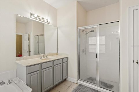 House in Orlando, Florida 4 bedrooms, 254.55 sq.m. № 1642749 - photo 22