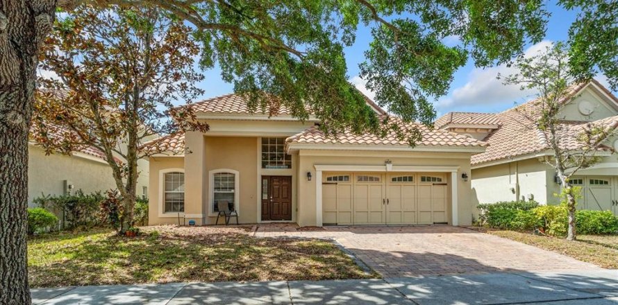 House in Orlando, Florida 4 bedrooms, 254.55 sq.m. № 1642749