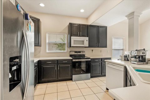 House in Orlando, Florida 4 bedrooms, 254.55 sq.m. № 1642749 - photo 11