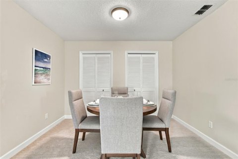 Condo in Tampa, Florida, 2 bedrooms  № 2380590 - photo 17