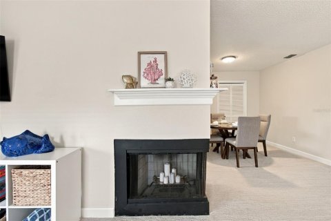 Condo in Tampa, Florida, 2 bedrooms  № 2380590 - photo 13