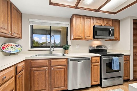 Condo in Tampa, Florida, 2 bedrooms  № 2380590 - photo 22