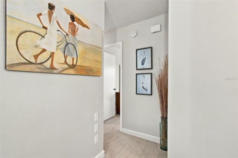 Condo in Tampa, Florida, 2 bedrooms  № 2380590 - photo 26