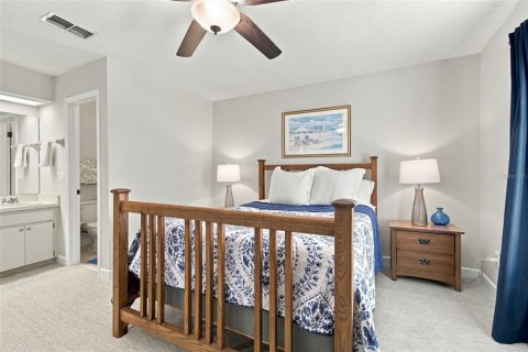 Condo in Tampa, Florida, 2 bedrooms  № 2380590 - photo 29