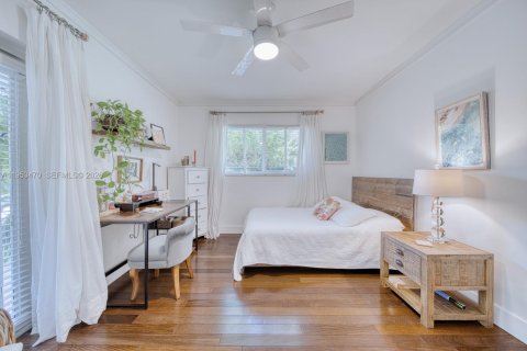 Villa ou maison à vendre à Miami, Floride: 4 chambres, 218.78 m2 № 2009065 - photo 30