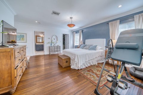 Villa ou maison à vendre à Miami, Floride: 4 chambres, 218.78 m2 № 2009065 - photo 16