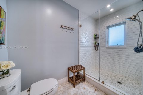 Villa ou maison à vendre à Miami, Floride: 4 chambres, 218.78 m2 № 2009065 - photo 21