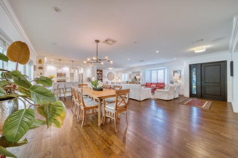 Villa ou maison à vendre à Miami, Floride: 4 chambres, 218.78 m2 № 2009065 - photo 6