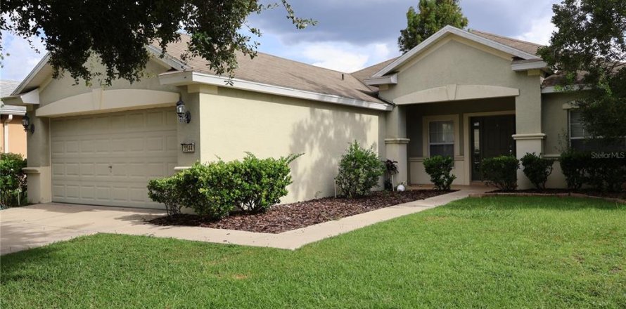 Villa ou maison à Ocala, Floride 4 chambres, 202.99 m2 № 2400947