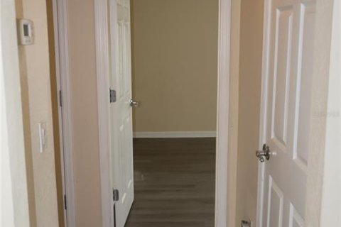 Villa ou maison à louer à Ocala, Floride: 4 chambres, 202.99 m2 № 2400947 - photo 18
