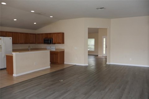 Villa ou maison à louer à Ocala, Floride: 4 chambres, 202.99 m2 № 2400947 - photo 17