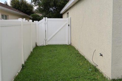 Villa ou maison à louer à Ocala, Floride: 4 chambres, 202.99 m2 № 2400947 - photo 26