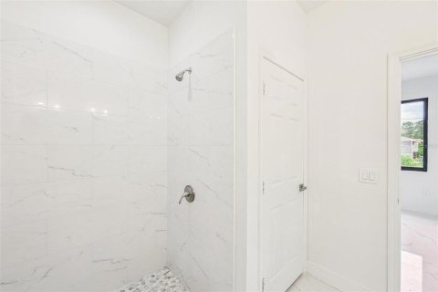 Casa en venta en Port Charlotte, Florida, 4 dormitorios, 151.99 m2 № 1902912 - foto 16