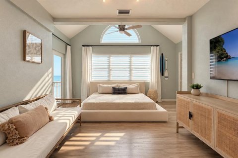 Villa ou maison à vendre à Treasure Island, Floride: 3 chambres, 222.22 m2 № 2432645 - photo 10