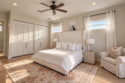 Villa ou maison à vendre à Treasure Island, Floride: 3 chambres, 222.22 m2 № 2432645 - photo 5