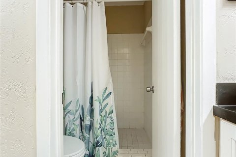 Купить кондоминиум в Деланд, Флорида 6 комнат, 107.4м2, № 1441369 - фото 18