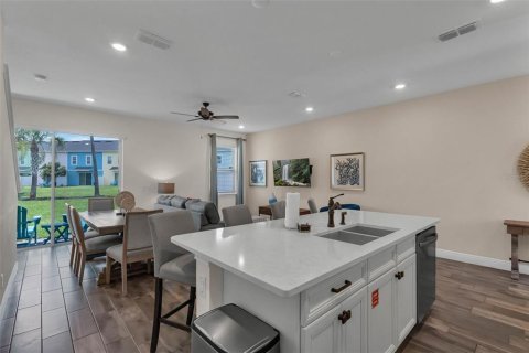 Touwnhouse à vendre à Kissimmee, Floride: 2 chambres, 129.51 m2 № 2375436 - photo 27